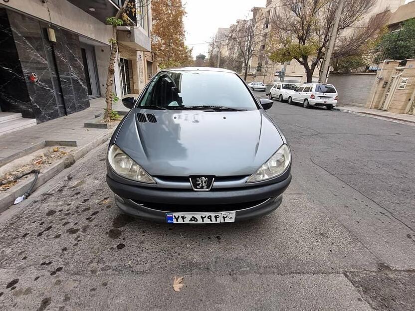 پژو، 206
