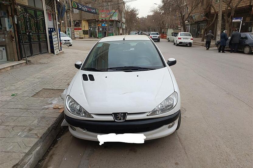 پژو، 206 SD