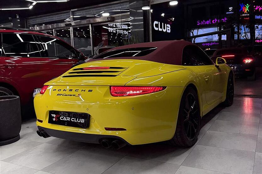 پورشه، 911
