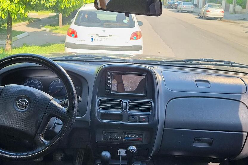 نیسان، رونیز