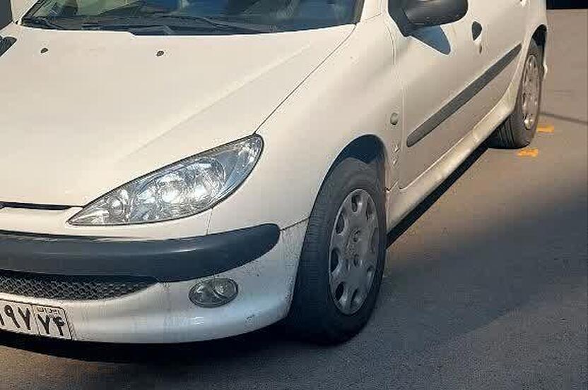 پژو، 206