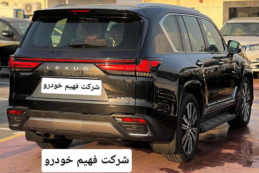 لکسوس، LX