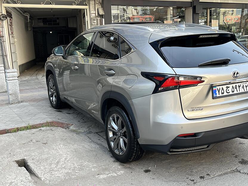 لکسوس، NX هیبرید