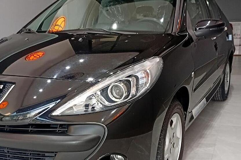 پژو، 207 صندوقدار