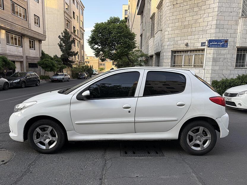 پژو، 207