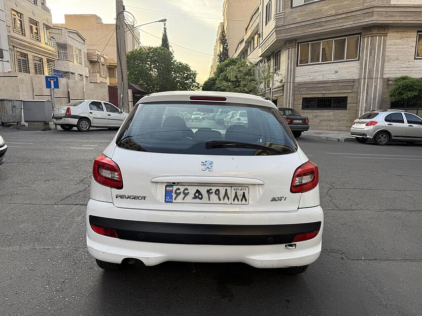 پژو، 207