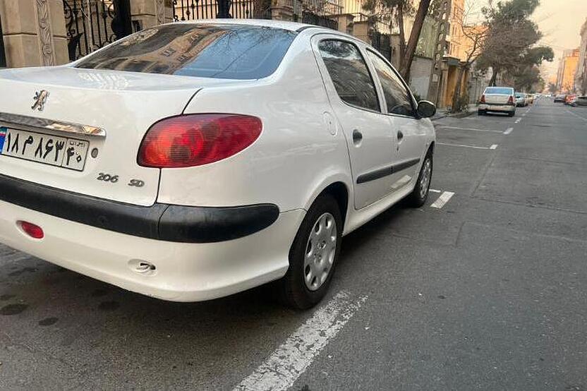پژو، 206 SD