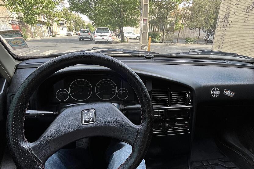 پژو، 405