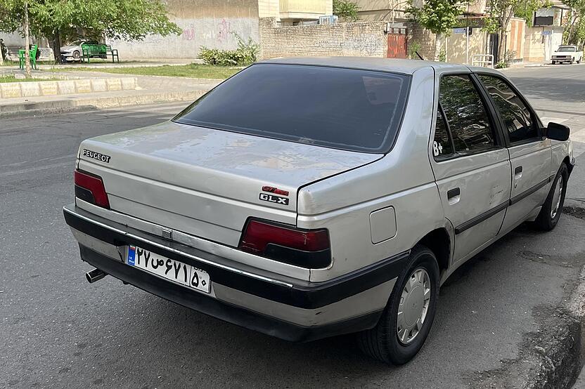 پژو، 405