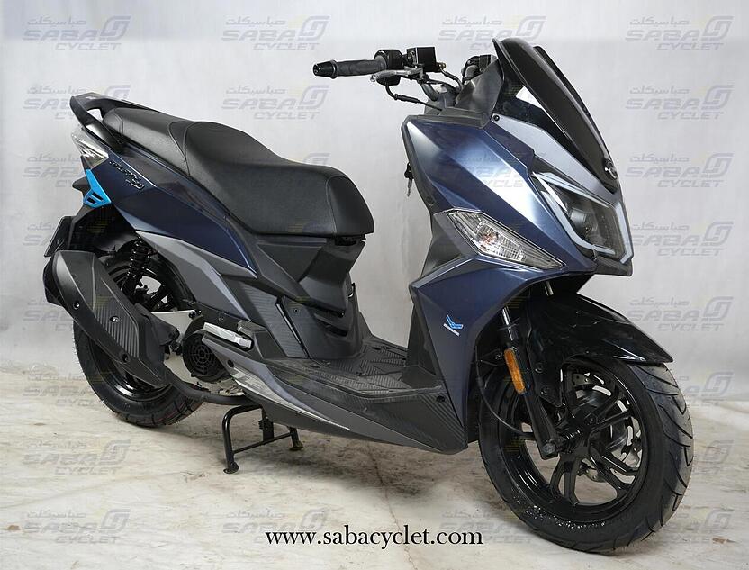 اس وای ام، گلکسی J 200