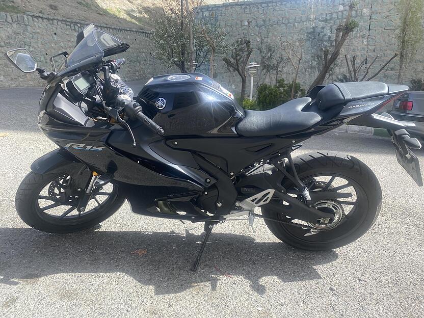 یاماها، YZF R15