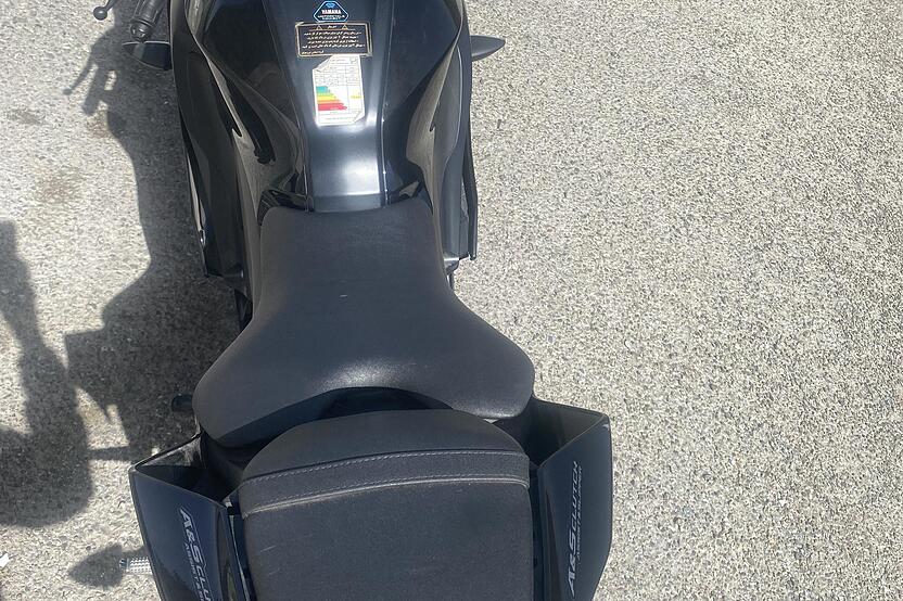 یاماها، YZF R15