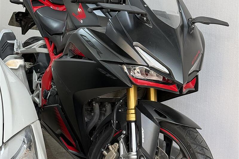 هوندا، CBR 250