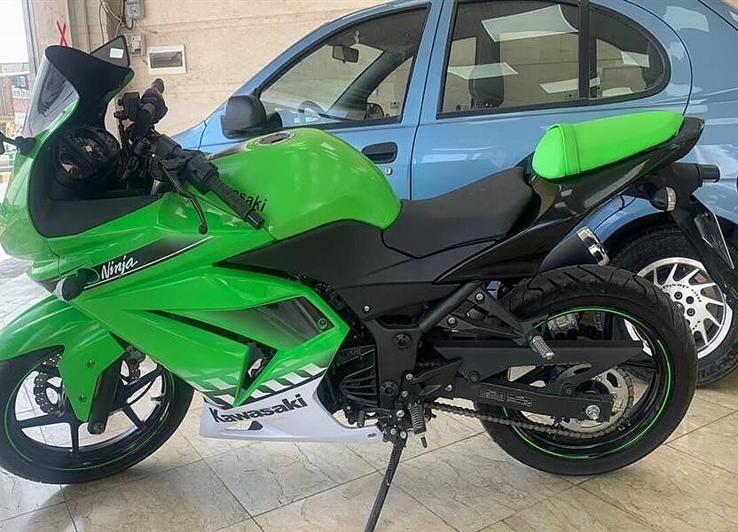 کاوازاکی، نینجا ZX-25R