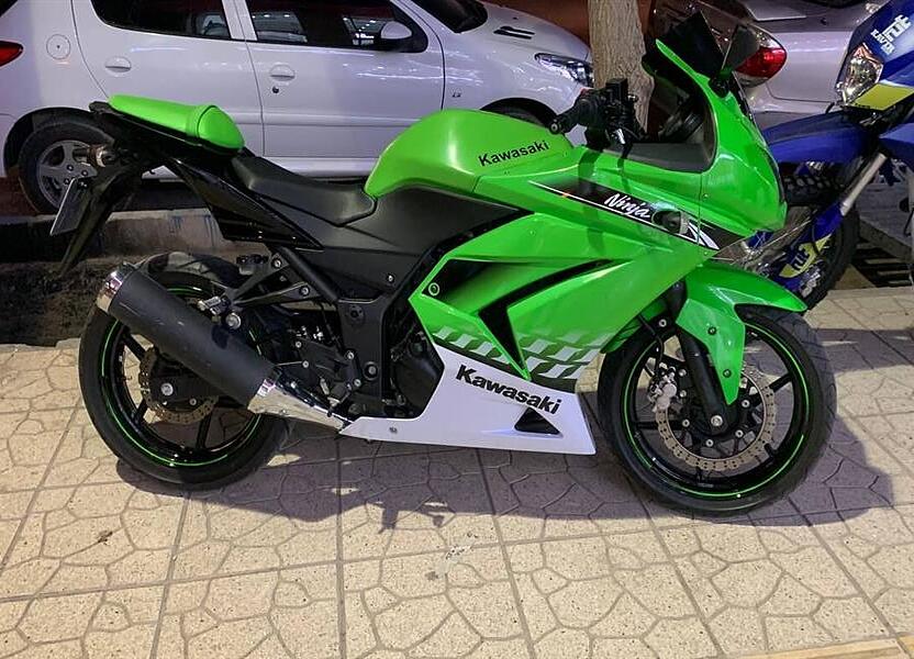 کاوازاکی، نینجا ZX-25R