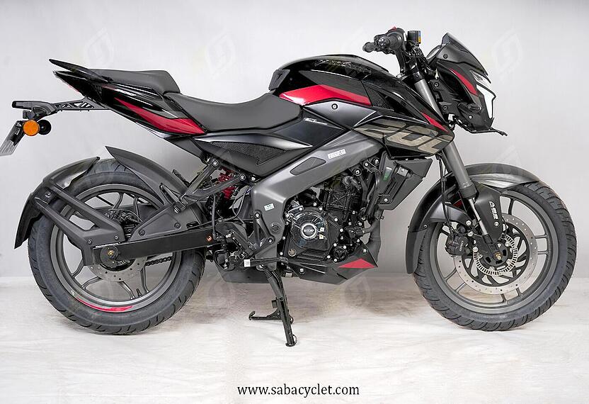 باجاج، پالس 200NS