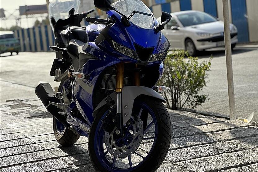 یاماها، YZF R15