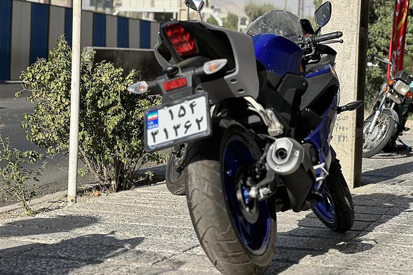 یاماها، YZF R15