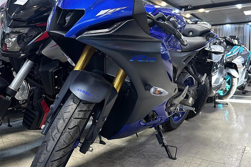 یاماها، YZF R15