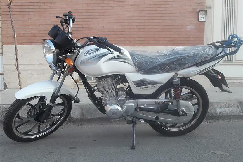 زمرد کویر، 125S