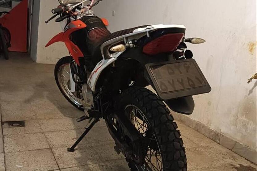 متین خودرو، CRF 200