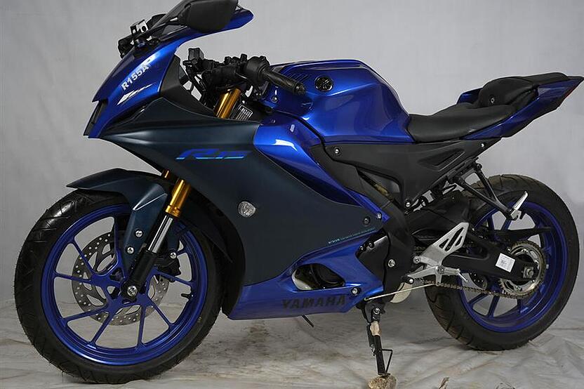 یاماها، YZF R15