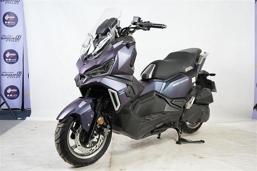 اس وای ام، ADV 175