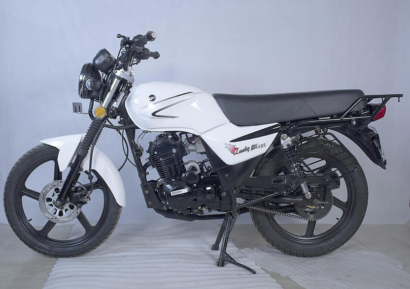 اس وای ام، لاکی BX185