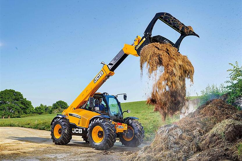 جی سی بی (JCB)، 3CX